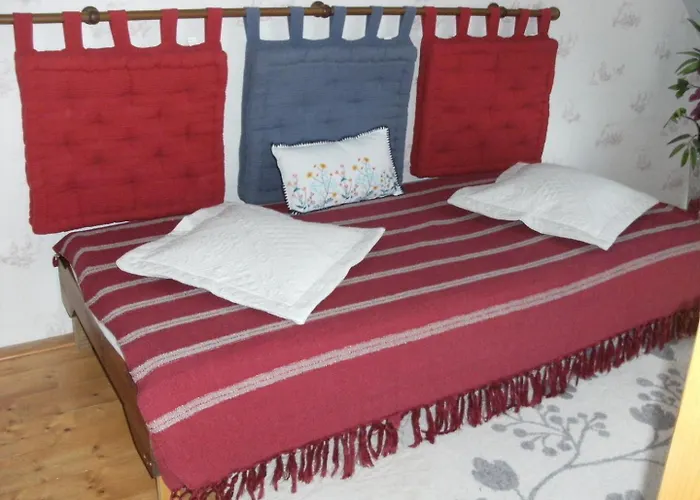 Ferienhaus Gite Gites De France - La Cecileve *