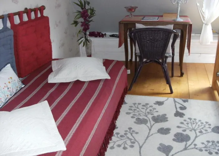 Gite Gites De France - La Cecileve *